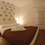 公寓 卡拉公寓 *