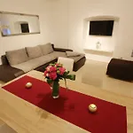 卡拉公寓 公寓