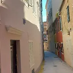 卡拉公寓